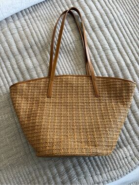 HOBO International Woven Raffia 3-Pocket Tote